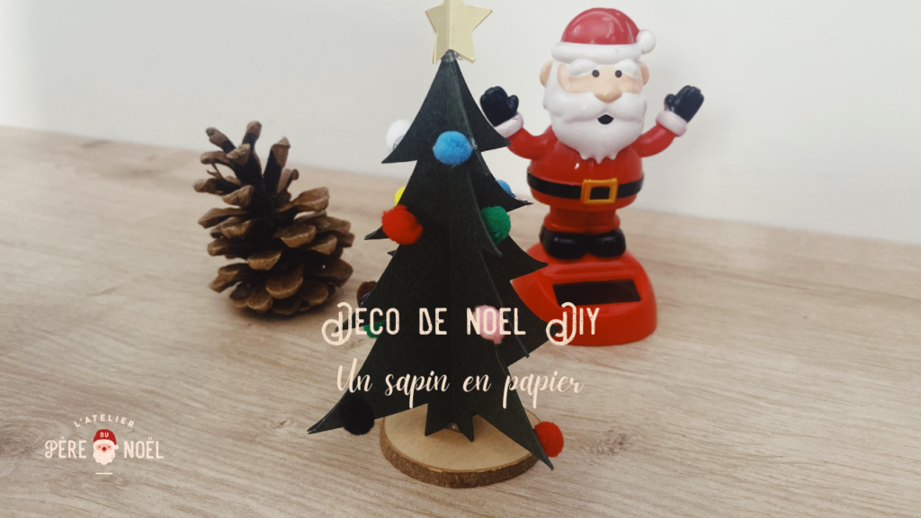 Sapin de Noël en papier